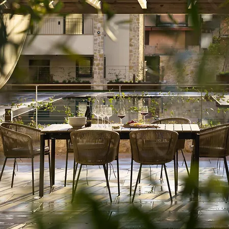 דירה Salvatorehomes - Pure Luxury In The Centre Of With Pool & Private Jacuzzi - Casa Olivia - A 5 Star Luxury Collection At Garda ברדולינו