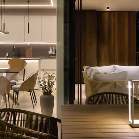 Salvatorehomes - Luxury In The Centre Of With Private Jacuzzi & Direct Access To Infinity Pool - Casa Olivia - A 5 Star Luxury Collection At Garda * Bardolino