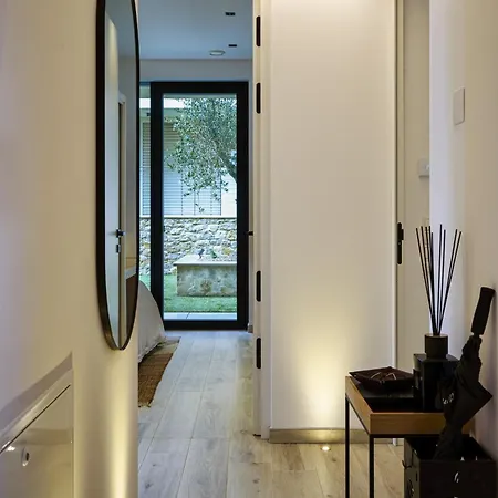 Salvatorehomes - Luxury In The Centre Of With Private Jacuzzi & Direct Access To Infinity Pool - Casa Olivia - A 5 Star Luxury Collection At Garda Apartment Bardolino