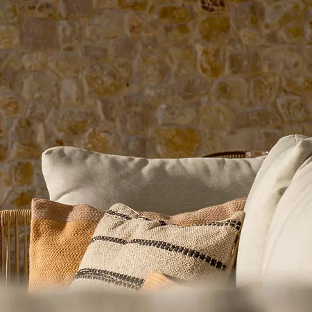 Apartment Salvatorehomes - Luxury In The Centre Of With Private Jacuzzi & Direct Access To Infinity Pool - Casa Olivia - A 5 Star Luxury Collection At Garda